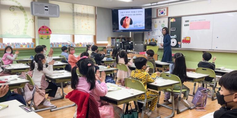 The World's Classrooms Are Short 44 Million Teachers